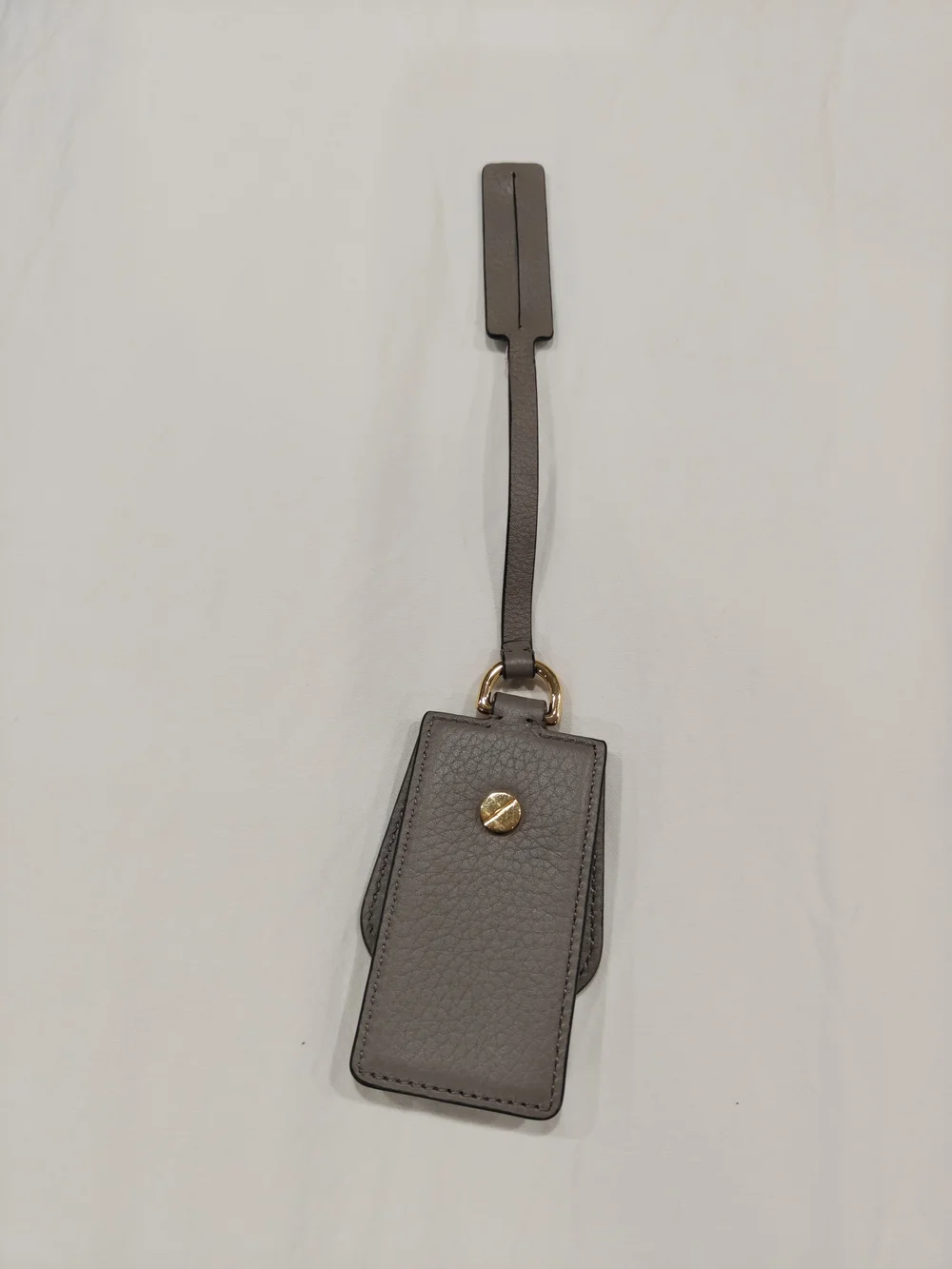 Marc Jacobs mink-grey textured leather luggage and bag tag